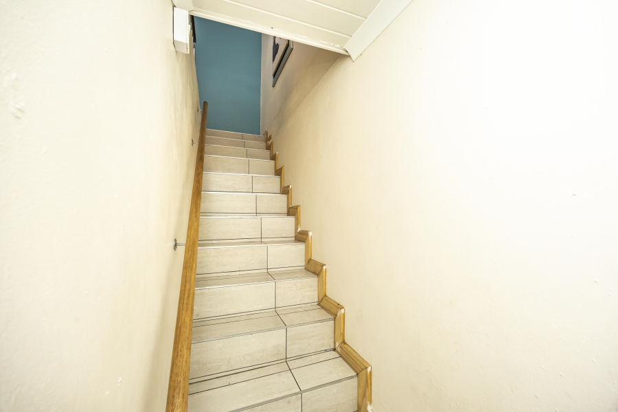 5 Bedroom Property for Sale in Beacon Bay North Eastern Cape